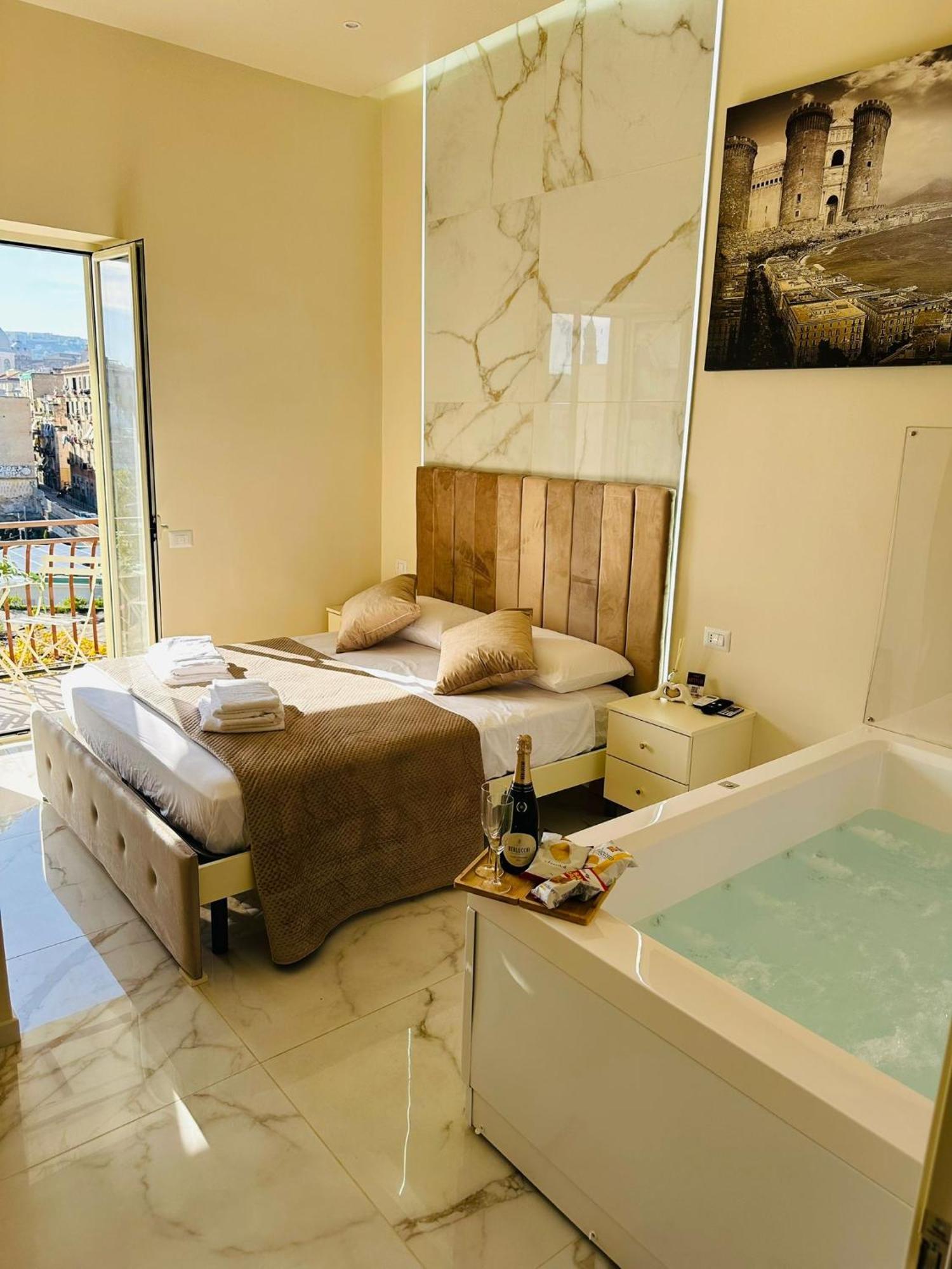 Lovedream Bed & Breakfast Napoli Dış mekan fotoğraf